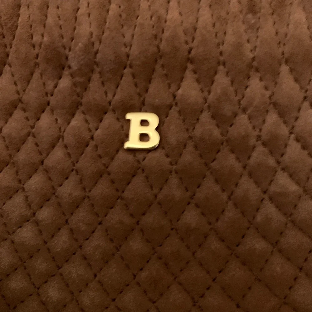 Rare color Bally Brown and Gold Quilted Shoulder Bag - Picture 4 of 10